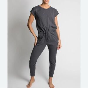 Leallo Cross Back Jumper Jumpsuit Charcoal Sz Large 100% Cotton Made in Peru